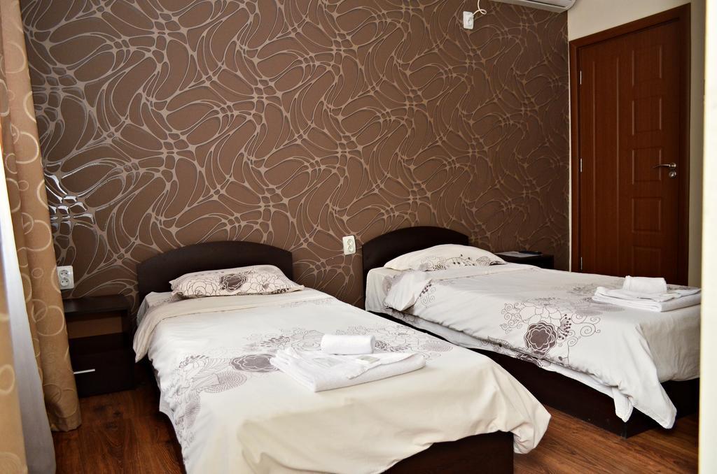 Guest House Anelim Veliko Tŭrnovo Exterior foto